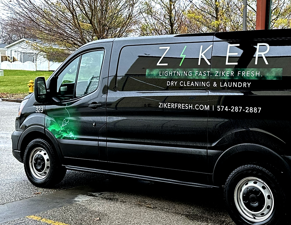 pickup-delivery-ziker https://www.zikercleaners.com/wp-content/uploads/2026/04/pickup-delivery-ziker.jpg